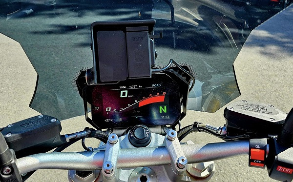 BMW R1250 R - CHALONS EN CHAMPAGNE