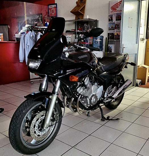 AMAHA XJ DIVERSION 600 - CHALONS EN CHAMPAGNE
