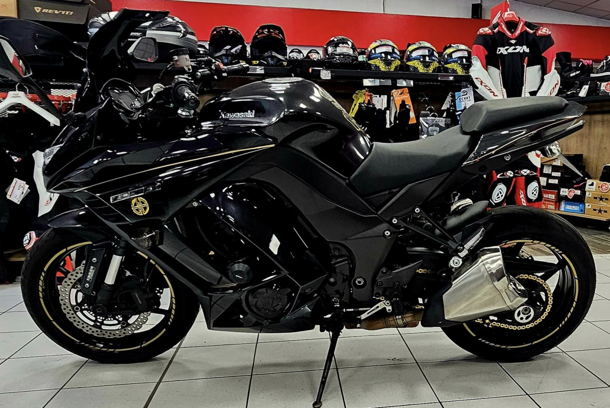 Honda CB125R MEKANIK  ANNECY 