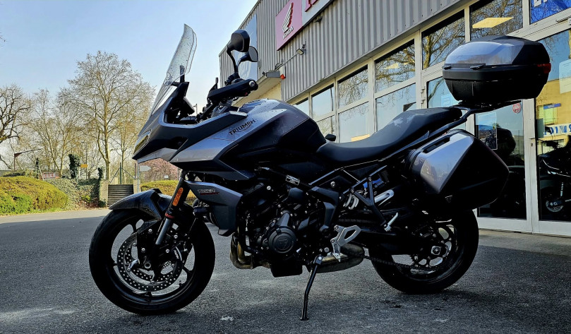 TRIUMPH TIGER 660 - CHALONS EN CHAMPAGNE
