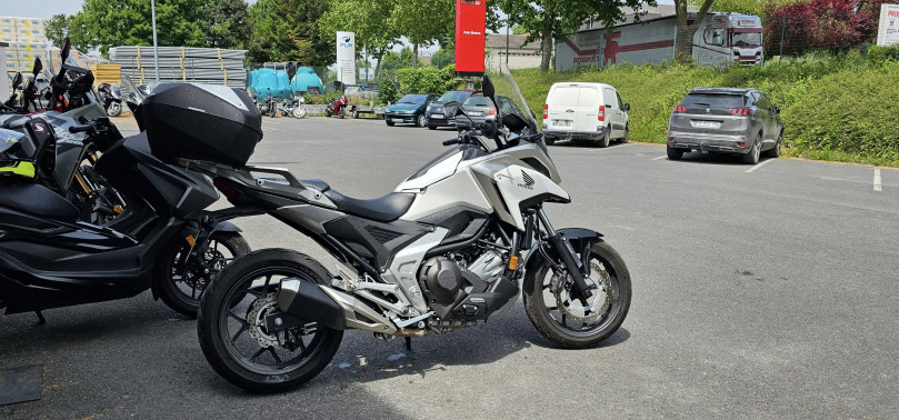HONDA NC 750  dct - CHALONS EN CHAMPAGNE