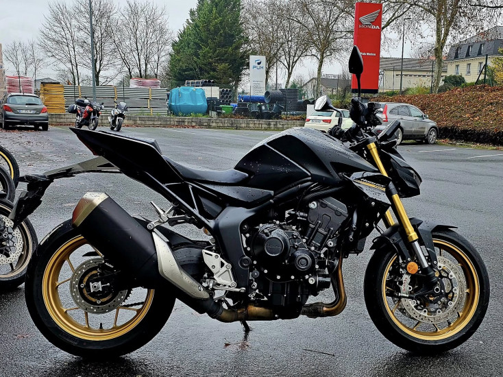 Hornet 1000 sp - CHALONS EN CHAMPAGNE