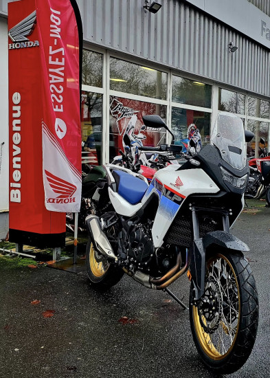 HONDA XLV TRANSALP 750 - CHALONS EN CHAMPAGNE