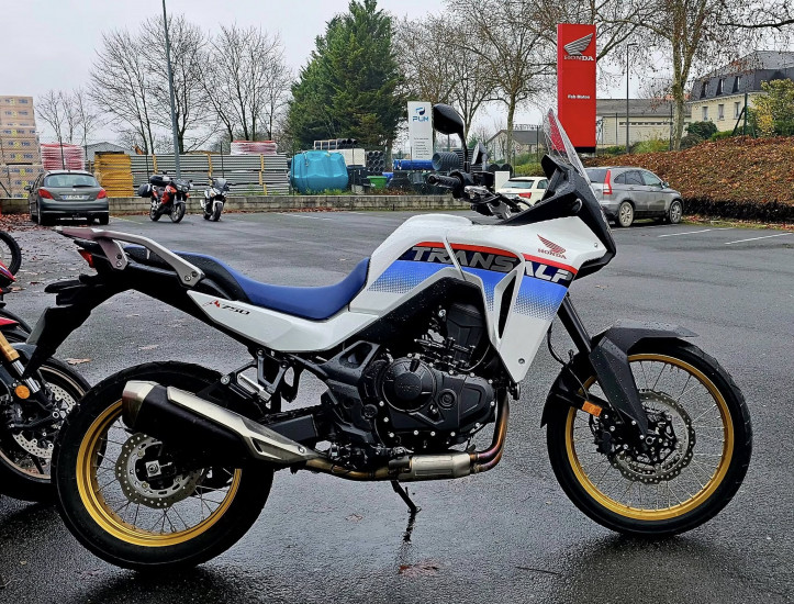HONDA XLV TRANSALP 750 - CHALONS EN CHAMPAGNE